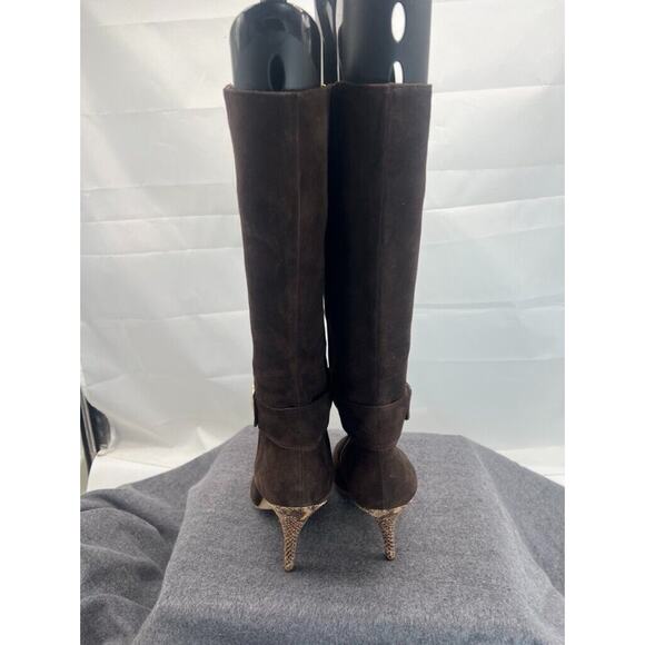 Michael Kors Brown Suede Leather Tall Boots High Heel Gold Emblem Size 9 - Picture 9 of 10